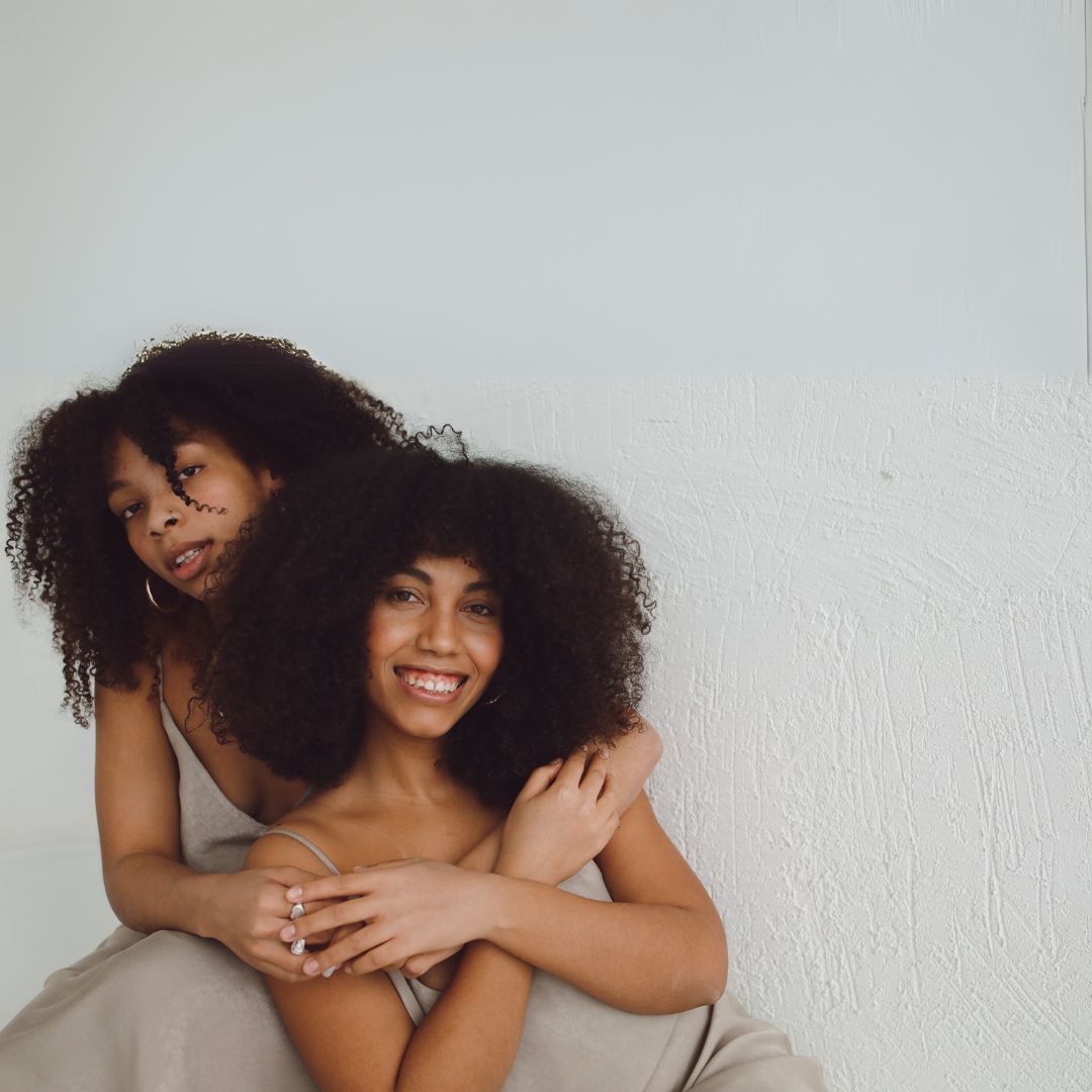 Scalp care treatment session at DesCurl
Spa, focused on revitalizing and
soothing the scalp